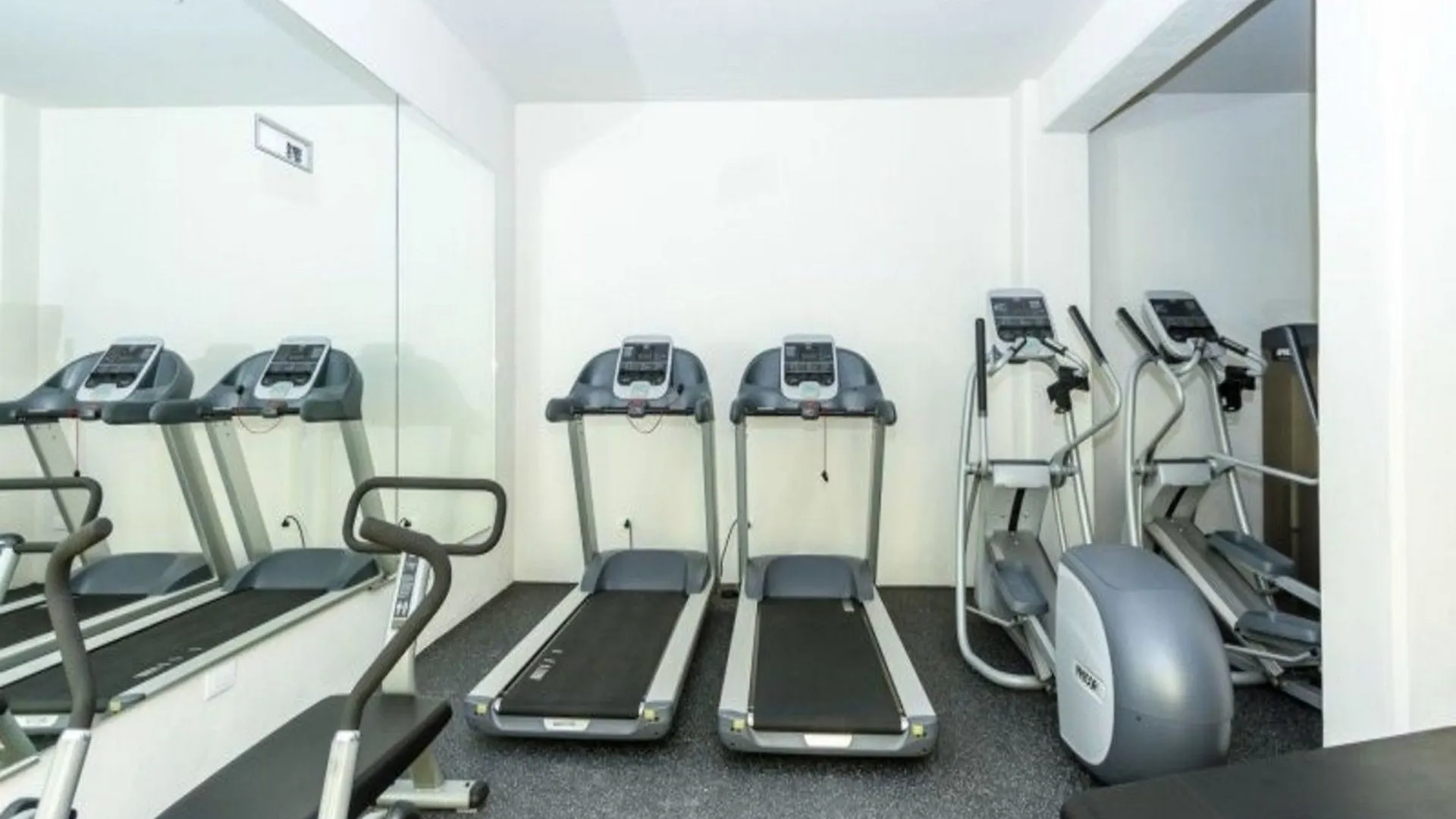 Terrazas 110 Apartment Near 5Th Ave & Beach By Select Playa del Carmen